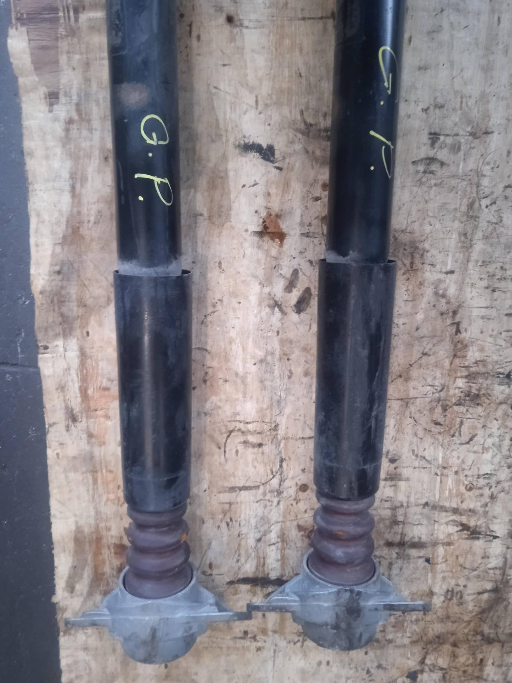 Ammortizzatore post. sx.